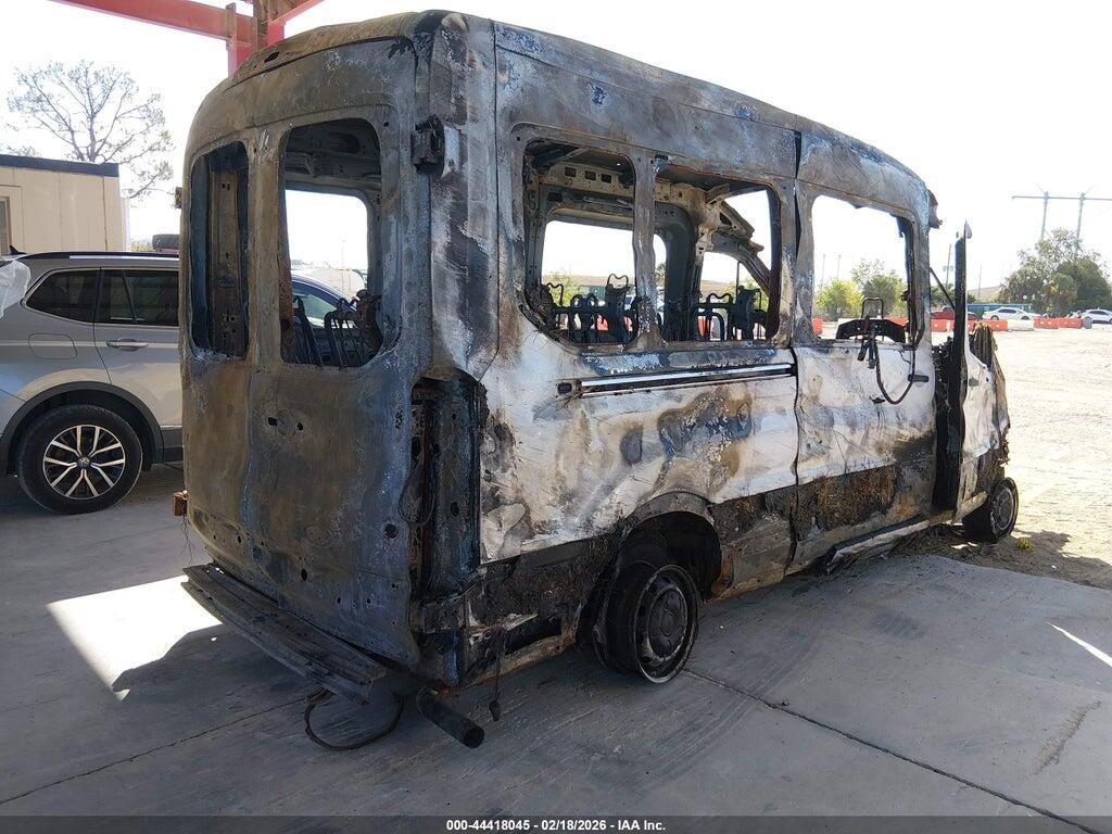 1FBAX2C83RKB65270 2024 FORD TRANSIT-350 PASSENGER VAN photo no. 4