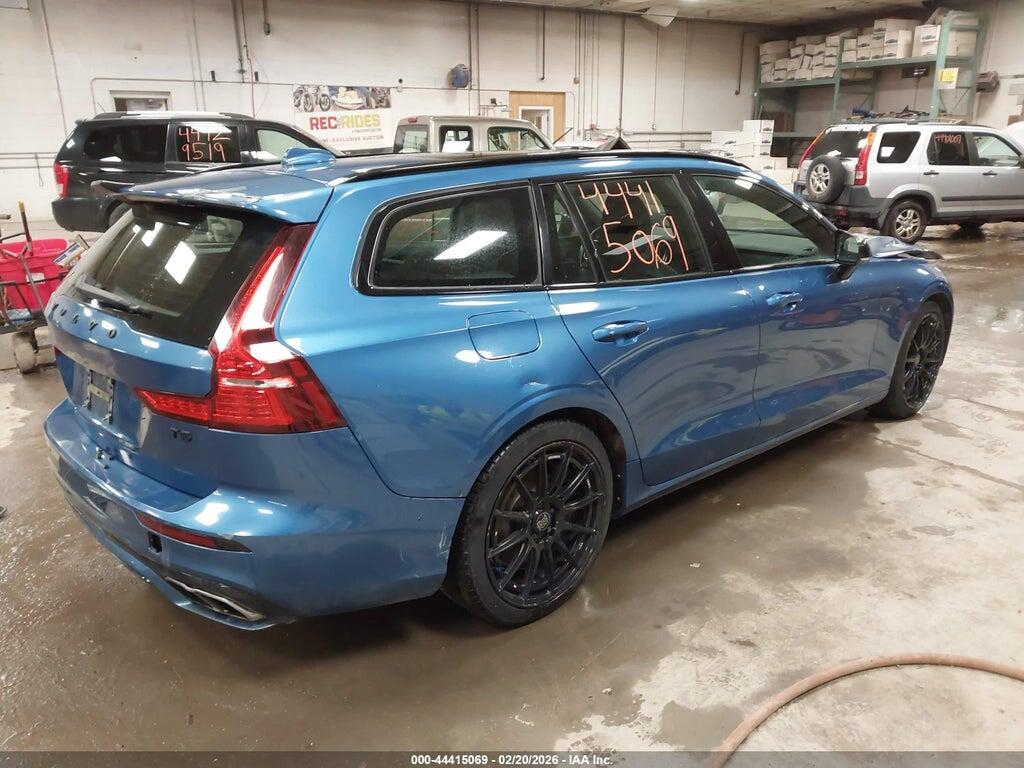 YV1102EM2L2374561 2020 VOLVO V60 photo no. 4