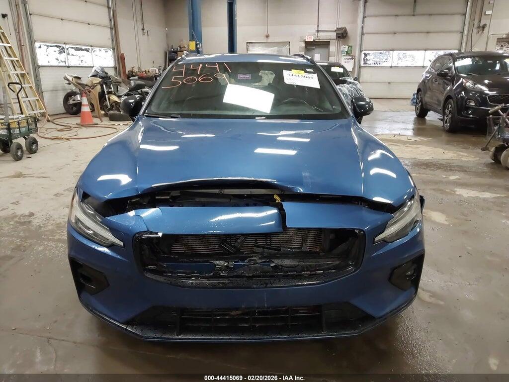 YV1102EM2L2374561 2020 VOLVO V60 photo no. 6