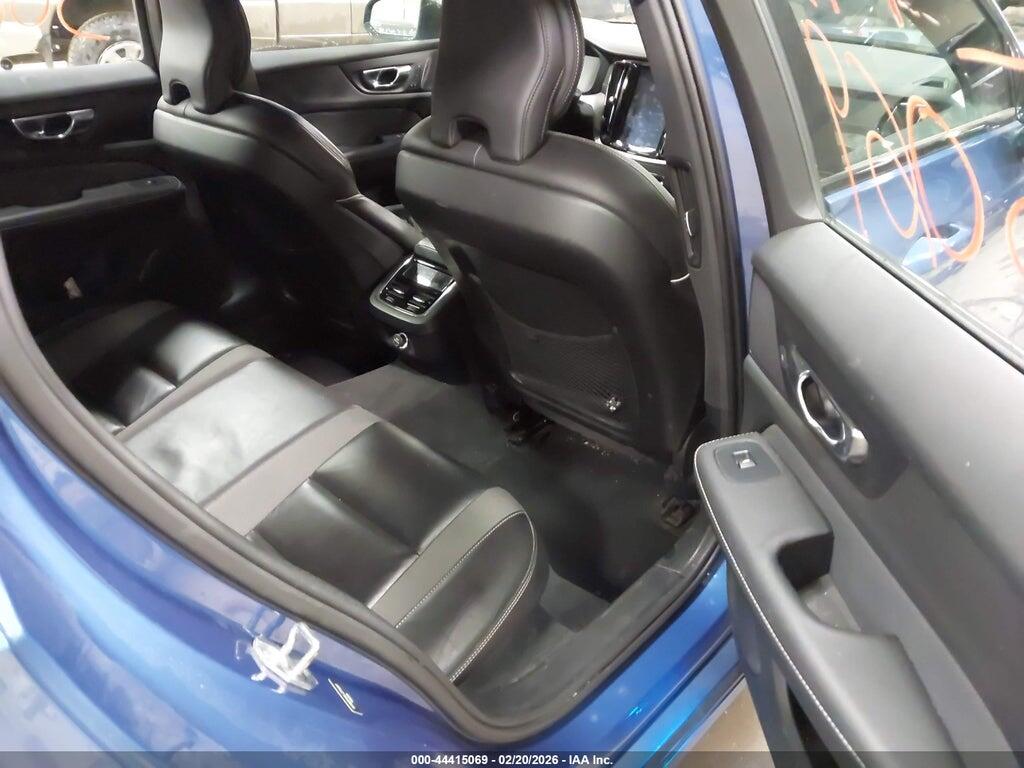 YV1102EM2L2374561 2020 VOLVO V60 photo no. 8