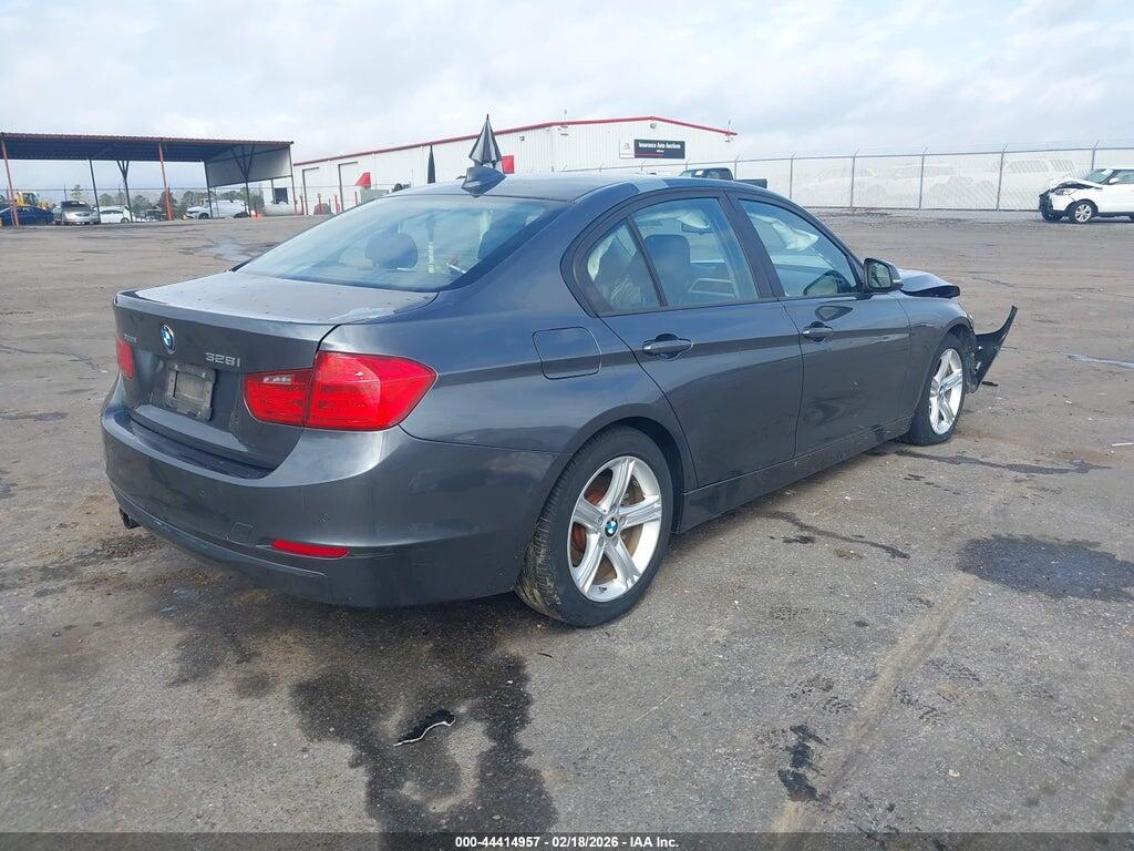WBA3B5C52DF596529 2013 BMW 328I photo no. 4