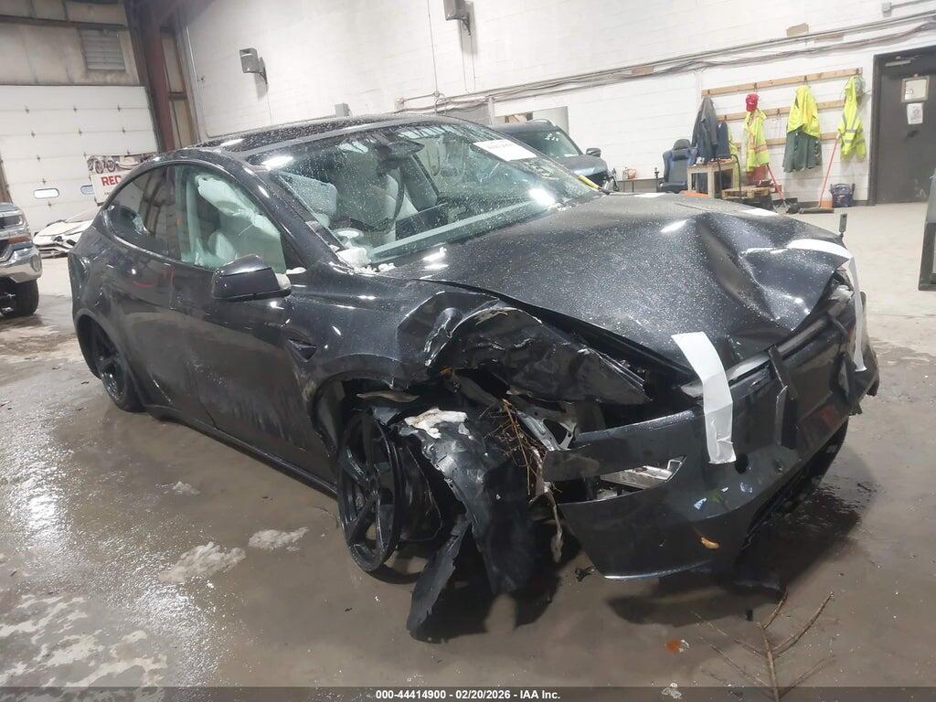 7SAYGDEE3TF437249 2026 TESLA MODEL Y photo no. 1