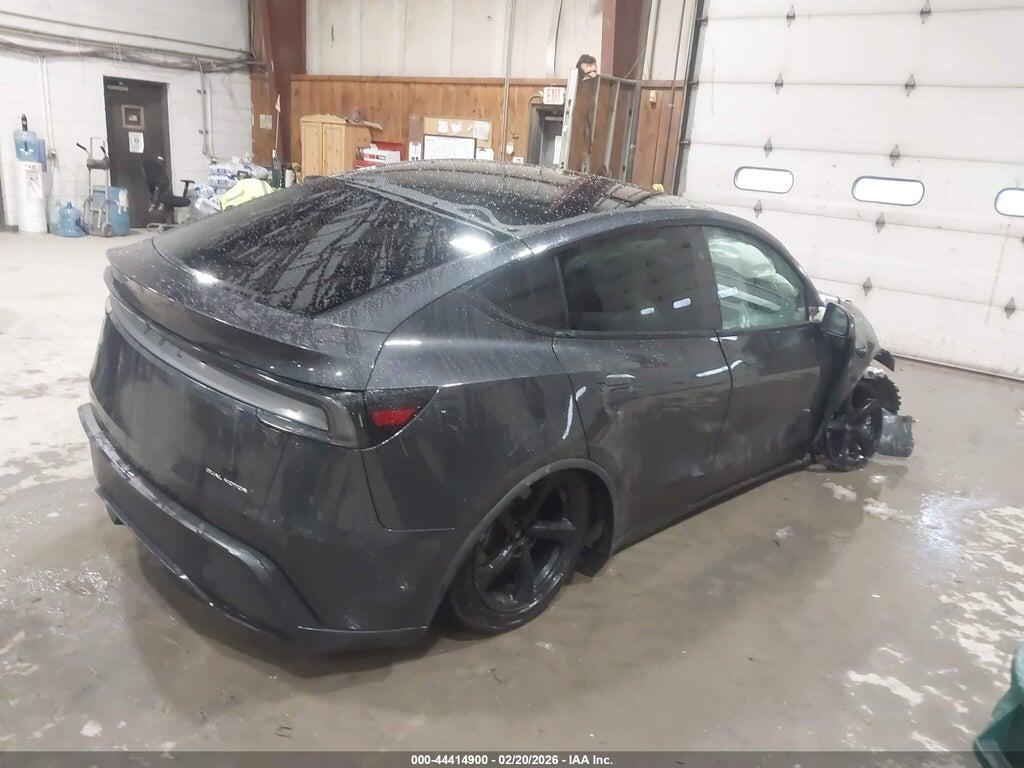 7SAYGDEE3TF437249 2026 TESLA MODEL Y photo no. 4