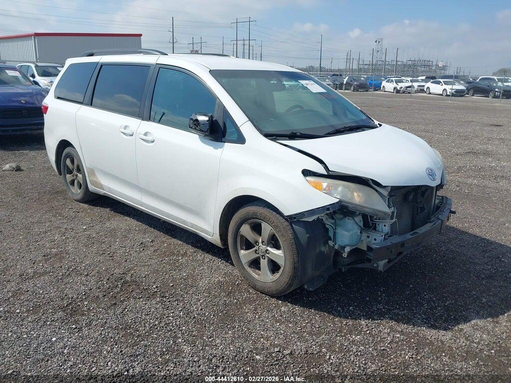 5TDKK3DC8GS716922 2016 TOYOTA SIENNA photo no. 1