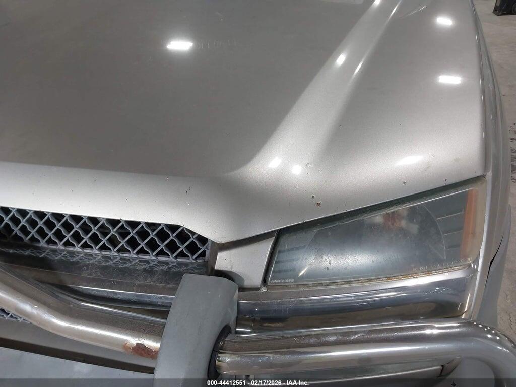 3GNEK13T02G299443 2002 CHEVROLET AVALANCHE 1500 photo no. 12