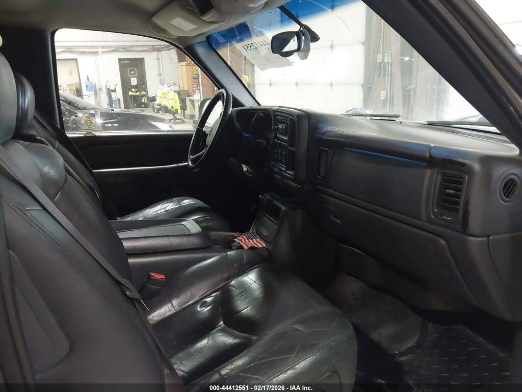 3GNEK13T02G299443 2002 CHEVROLET AVALANCHE 1500 photo no. 5