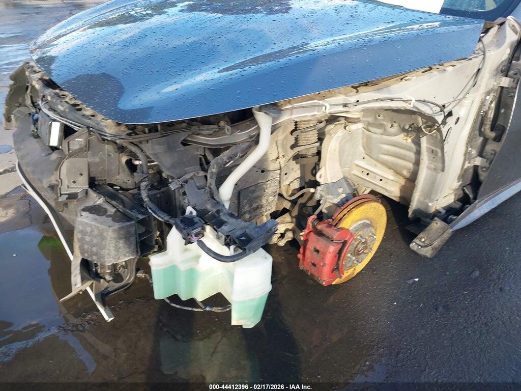 JN1EV7EL1HM554674 2017 INFINITI Q60 photo no. 6