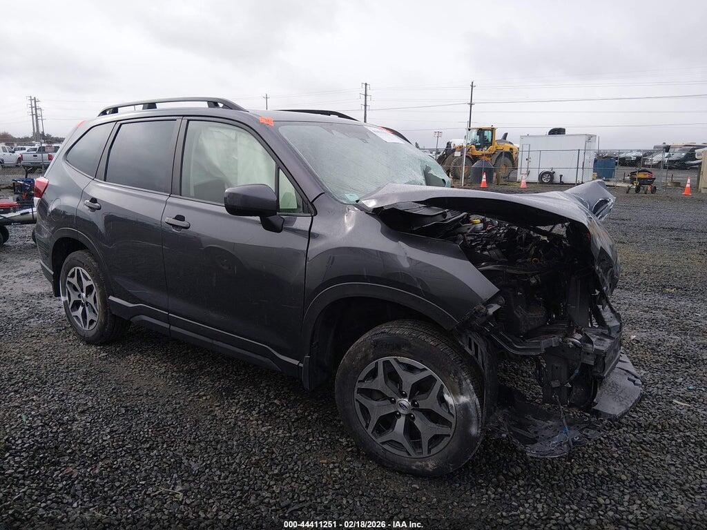 JF2SKAEC8PH458104 2023 SUBARU FORESTER photo no. 1