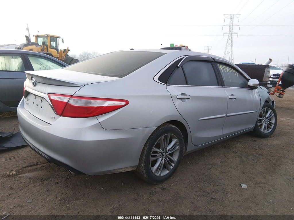 4T1BF1FK7HU787521 2017 TOYOTA CAMRY photo no. 4