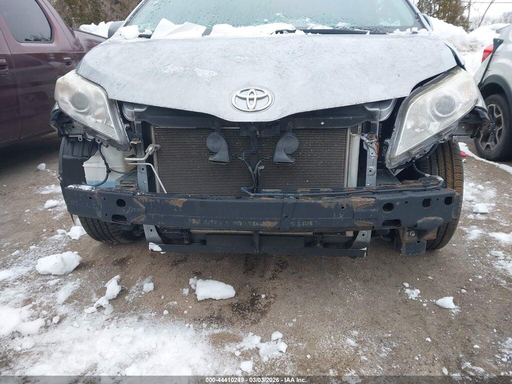 5TDKK3DC0FS657069 2015 TOYOTA SIENNA photo no. 6