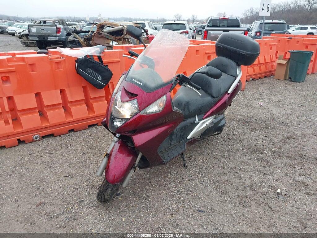 JH2PF01149K700066 2009 HONDA FSC600 photo no. 2