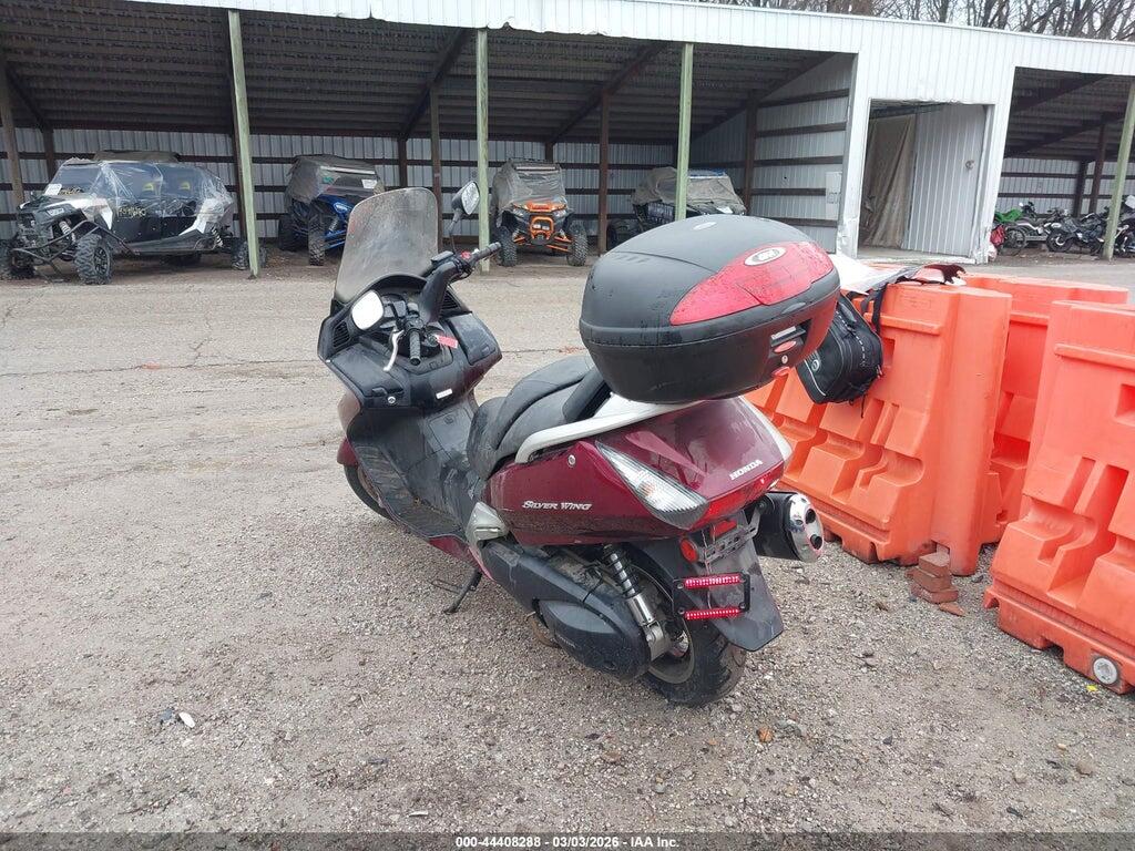 JH2PF01149K700066 2009 HONDA FSC600 photo no. 3