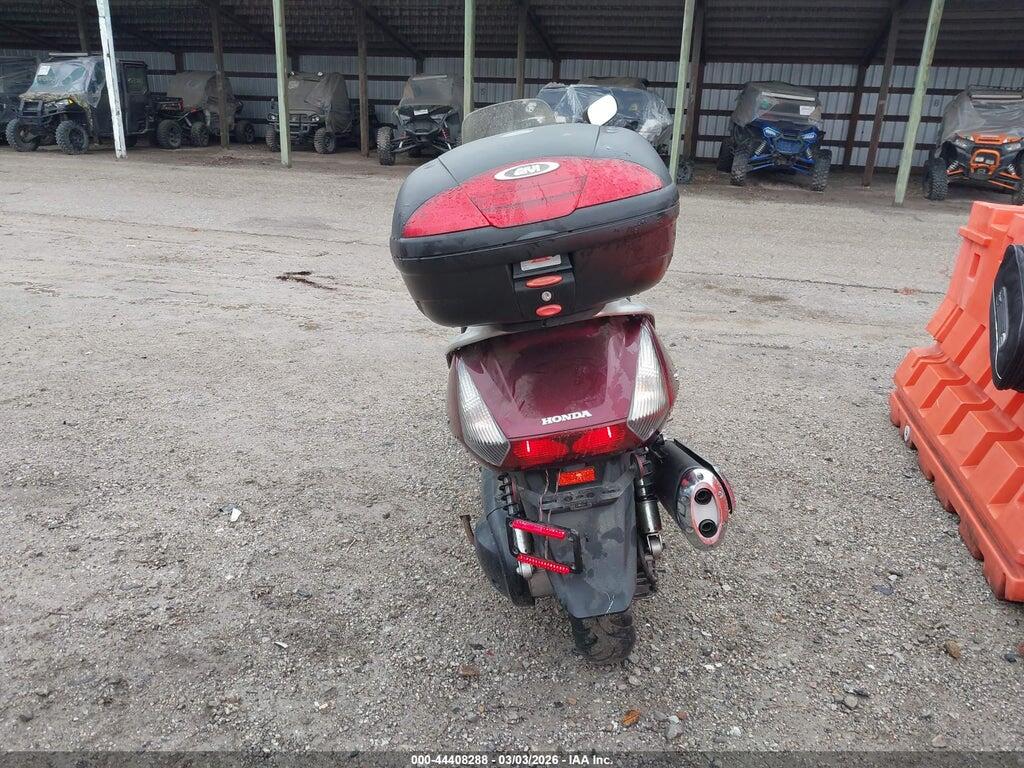 JH2PF01149K700066 2009 HONDA FSC600 photo no. 6