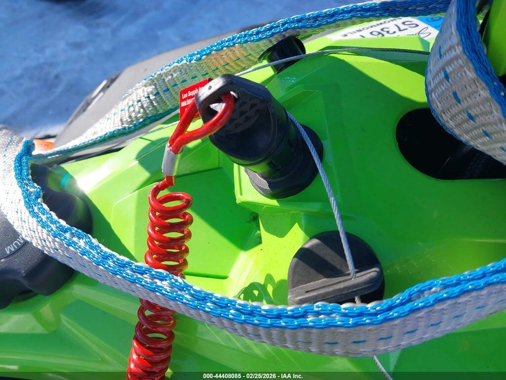 4UF1S2GG8RT103555 2024 ARCTIC CAT ZR 600 photo no. 11
