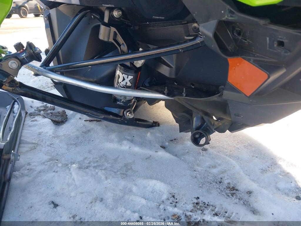 4UF1S2GG8RT103555 2024 ARCTIC CAT ZR 600 photo no. 12
