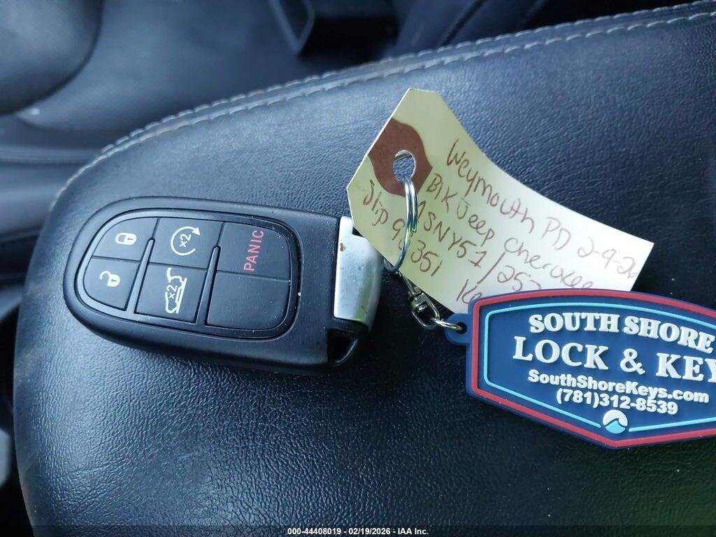 1C4PJMDX8KD257638 2019 JEEP CHEROKEE photo no. 11