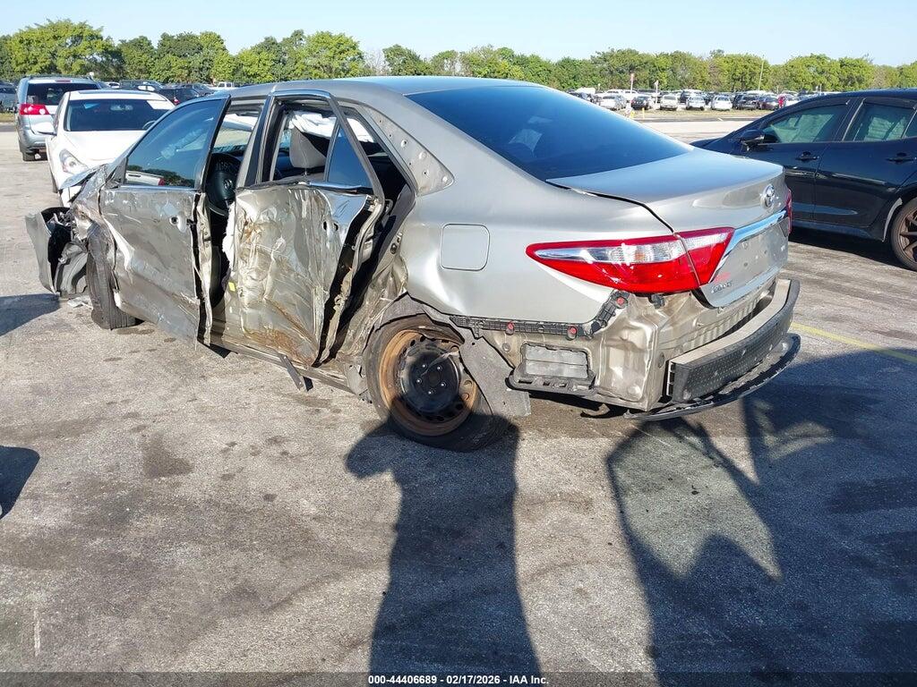 4T1BF1FK0HU660769 2017 TOYOTA CAMRY photo no. 3