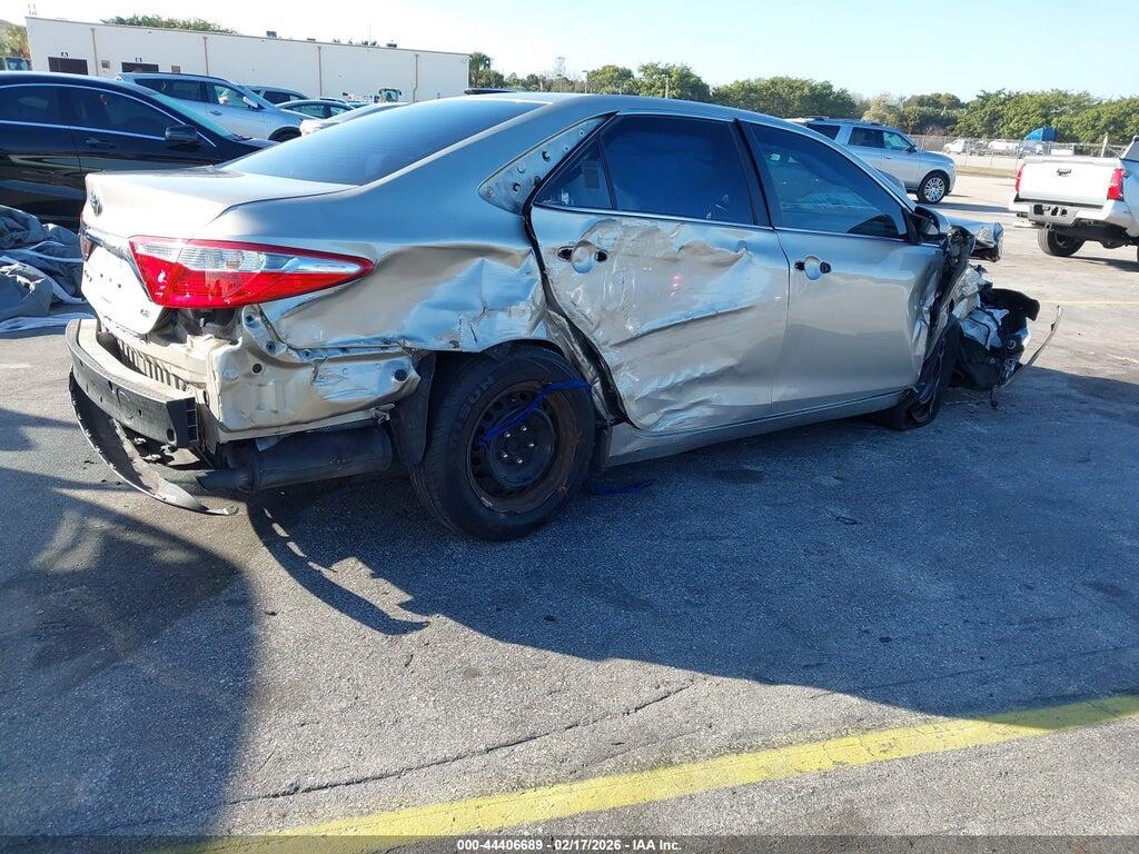 4T1BF1FK0HU660769 2017 TOYOTA CAMRY photo no. 4