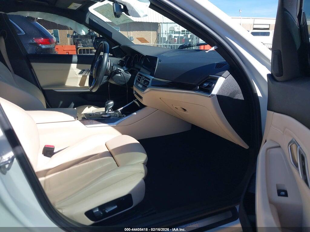 WBA5R1C56KFH18080 2019 BMW 330I photo no. 5