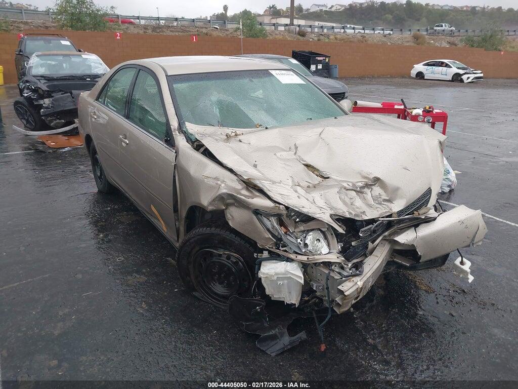 JTDBE32K320127970 2002 TOYOTA CAMRY photo no. 1