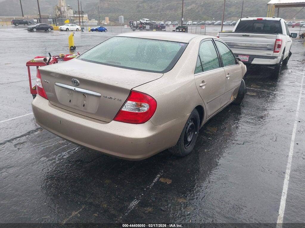 JTDBE32K320127970 2002 TOYOTA CAMRY photo no. 4