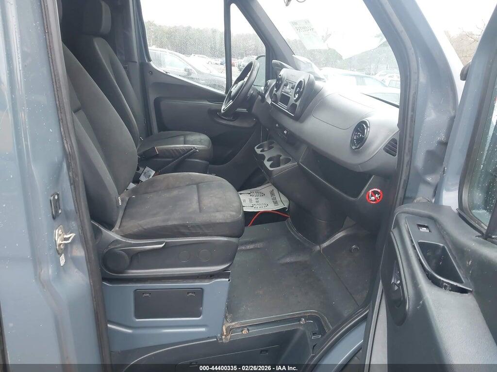 WD4PF0CD8KP079770 2019 MERCEDES-BENZ SPRINTER 2500 photo no. 5
