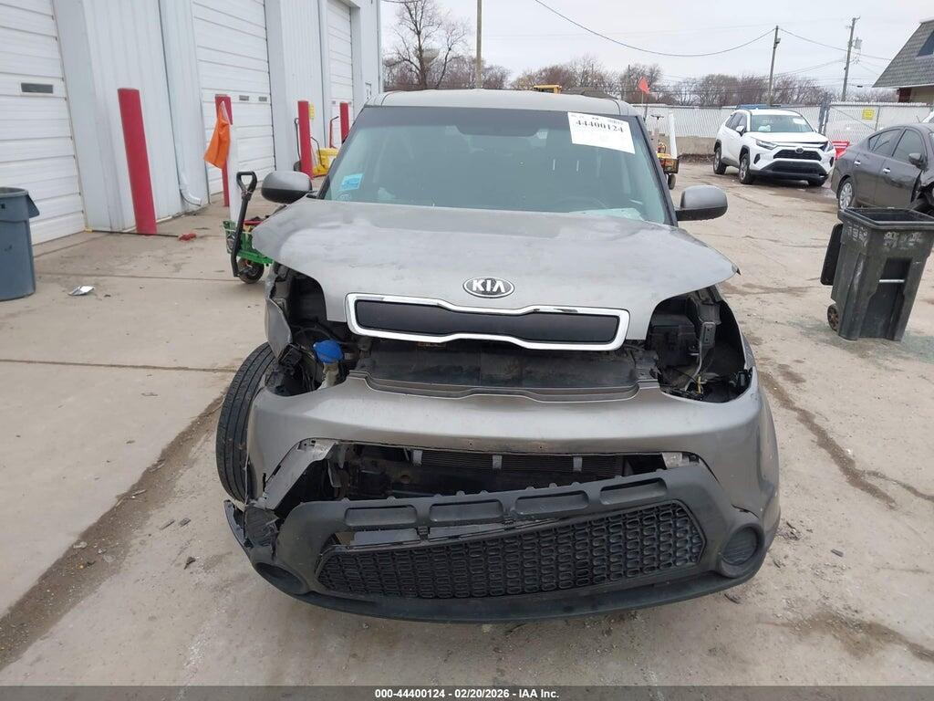 KNDJN2A26F7226996 2015 KIA SOUL photo no. 11