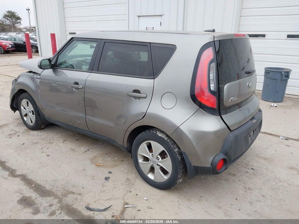 KNDJN2A26F7226996 2015 KIA SOUL photo no. 3