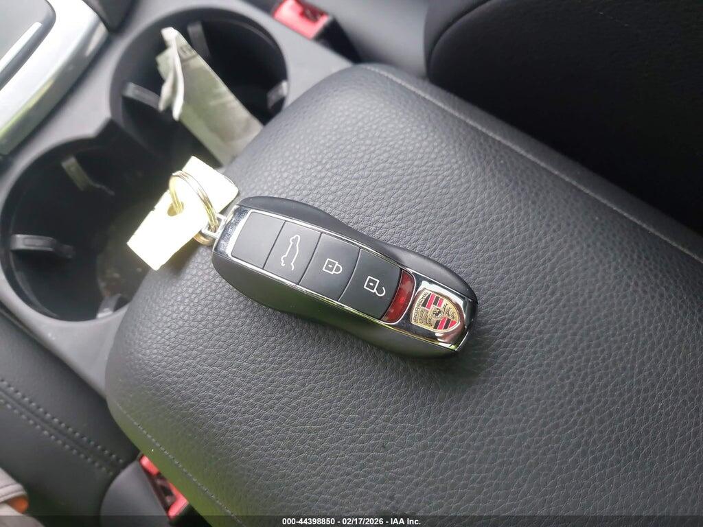 WP1AA2A59MLB14279 2021 PORSCHE MACAN photo no. 11