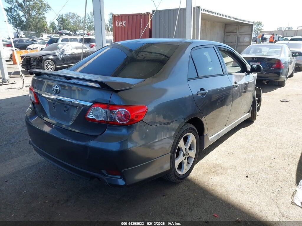 5YFBU4EE2DP205890 2013 TOYOTA COROLLA photo no. 4