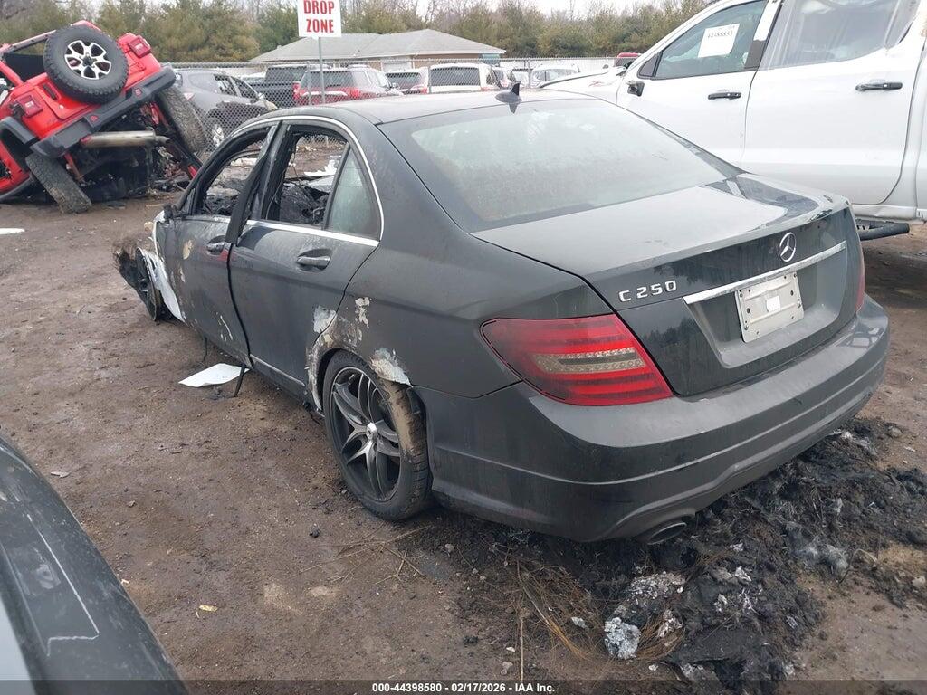 WDDGF4HBXDR271147 2013 MERCEDES-BENZ C 250 photo no. 3