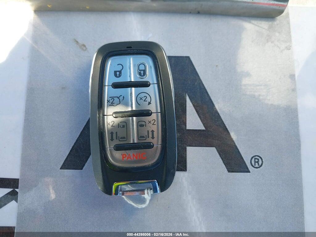 2C4RC1L71MR599242 2021 CHRYSLER PACIFICA HYBRID photo no. 11