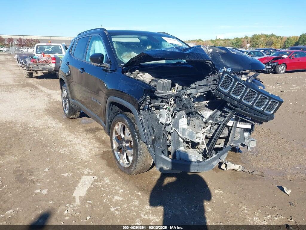 3C4NJDCB7JT493705 2018 JEEP COMPASS photo no. 1