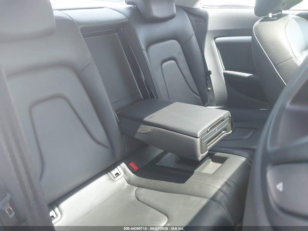 WAULFAFR6BA034042 2011 AUDI A5 photo no. 8