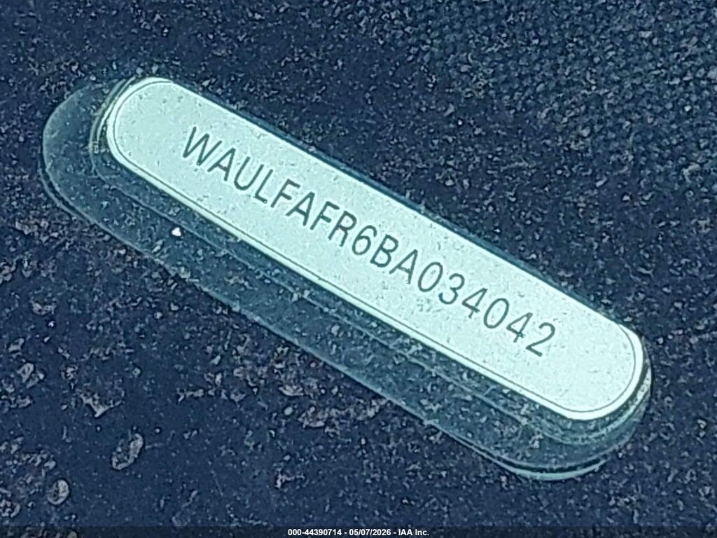 WAULFAFR6BA034042 2011 AUDI A5 photo no. 9