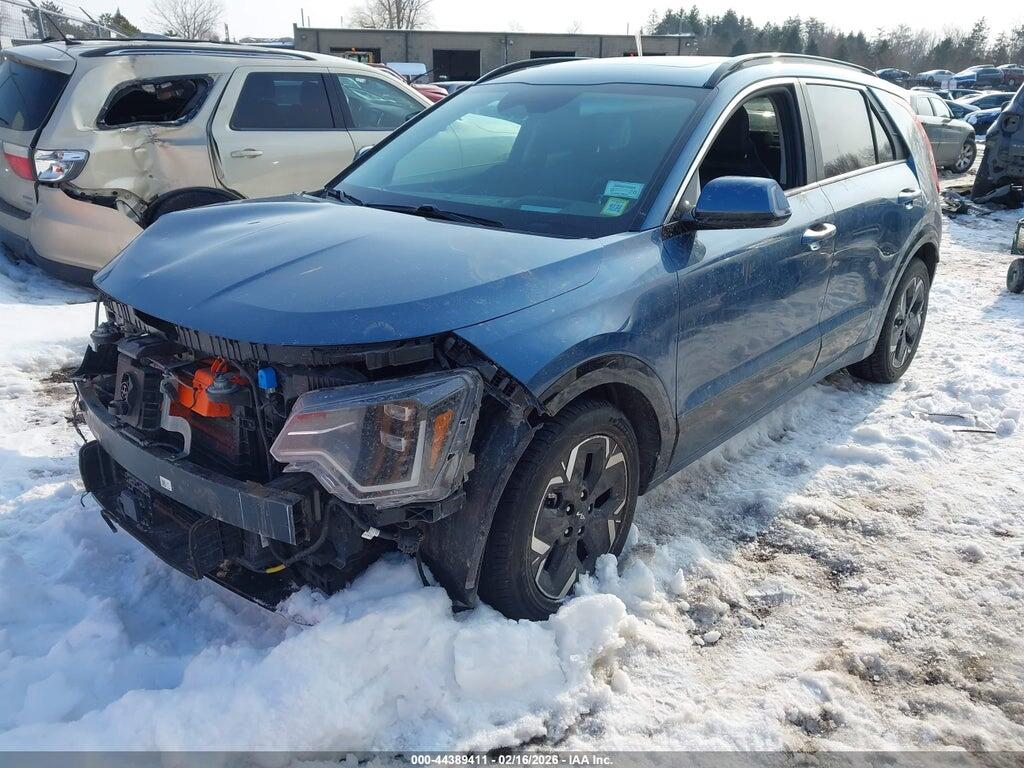 KNDCT3L16P5060999 2023 KIA NIRO EV photo no. 2