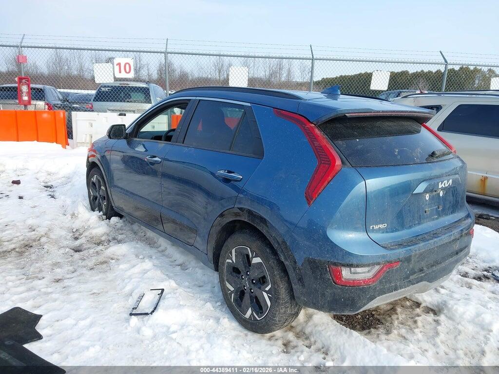 KNDCT3L16P5060999 2023 KIA NIRO EV photo no. 3