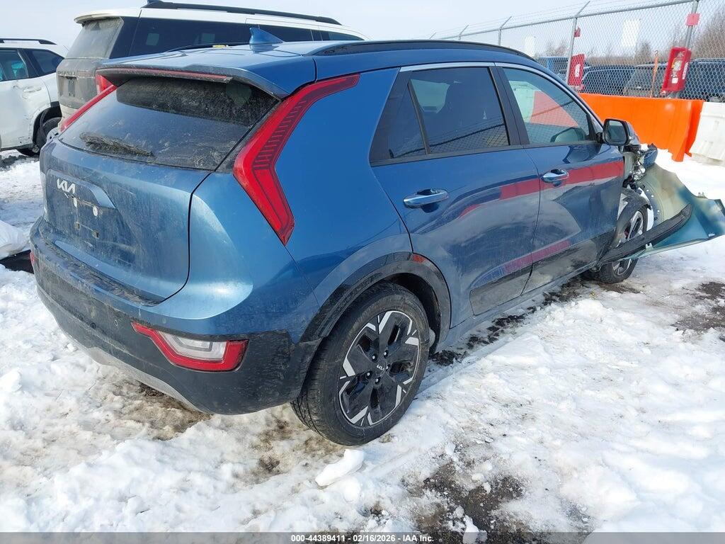 KNDCT3L16P5060999 2023 KIA NIRO EV photo no. 4