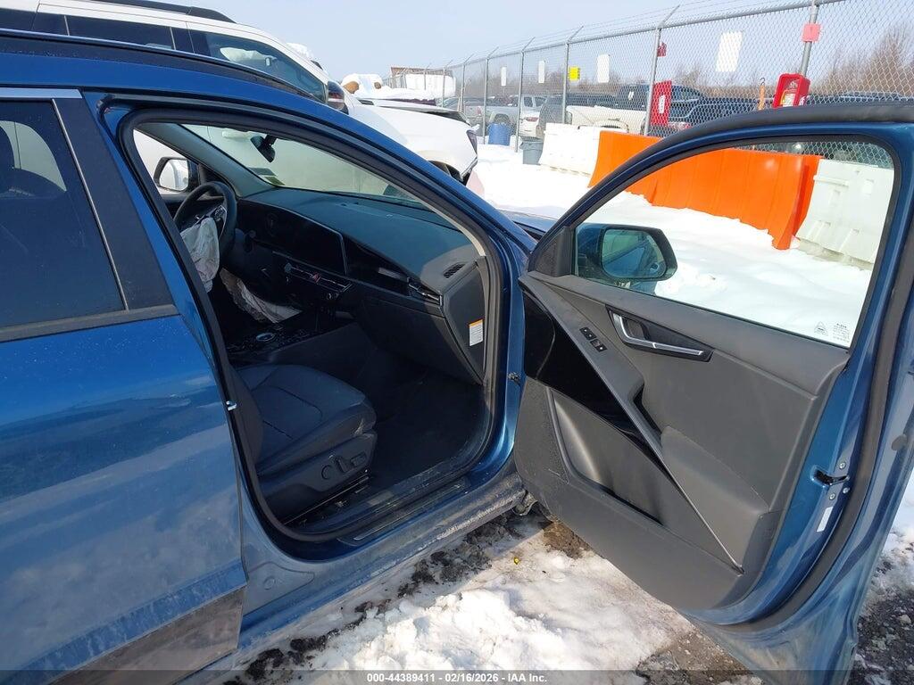 KNDCT3L16P5060999 2023 KIA NIRO EV photo no. 5