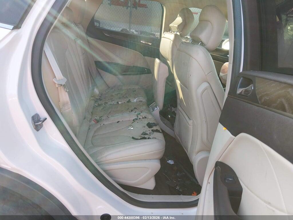 5LMCJ3C96KUL07828 2019 LINCOLN MKC photo no. 8