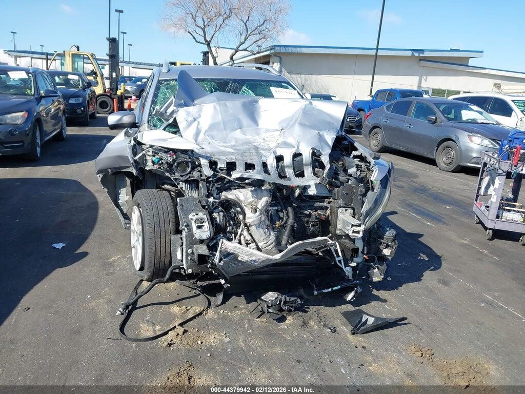 1C4PJLCB1JD538453 2018 JEEP CHEROKEE photo no. 12