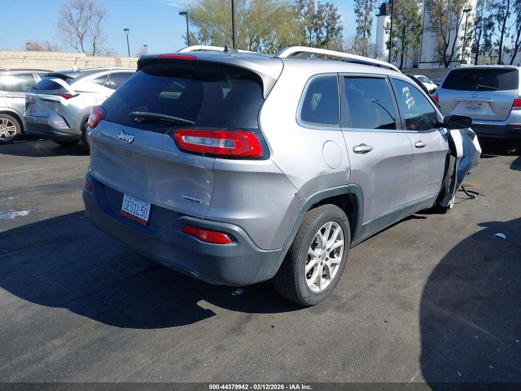 1C4PJLCB1JD538453 2018 JEEP CHEROKEE photo no. 4
