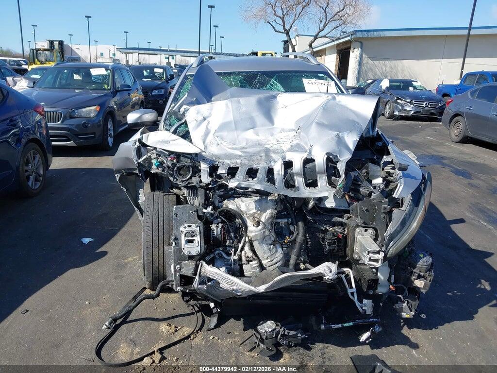 1C4PJLCB1JD538453 2018 JEEP CHEROKEE photo no. 6