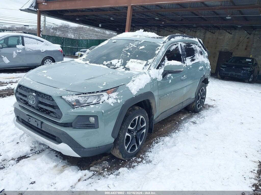 2T3J1RFV1KW004064 2019 TOYOTA RAV4 photo no. 2