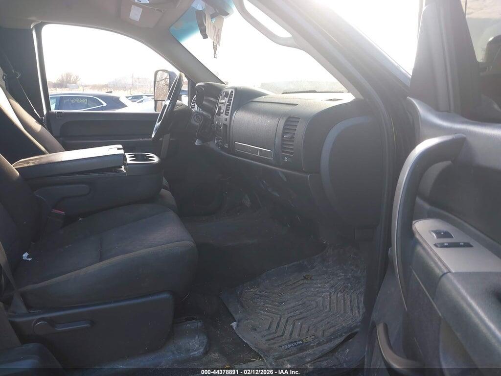 1GCSKSE31AZ127726 2010 CHEVROLET SILVERADO 1500 photo no. 5