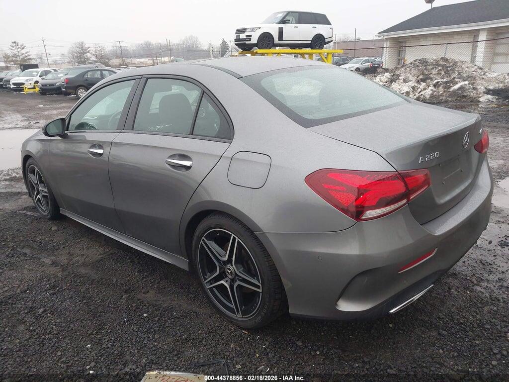 WDD3G4FB2KW023312 2019 MERCEDES-BENZ A 220 photo no. 3