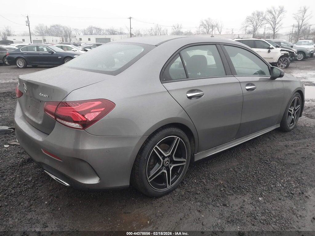 WDD3G4FB2KW023312 2019 MERCEDES-BENZ A 220 photo no. 4