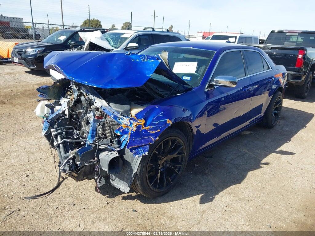 2C3CCAAG3KH610144 2019 CHRYSLER 300 photo no. 2