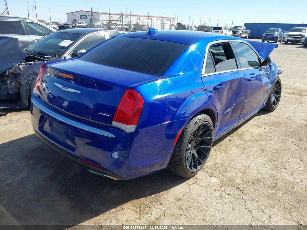 2C3CCAAG3KH610144 2019 CHRYSLER 300 photo no. 4