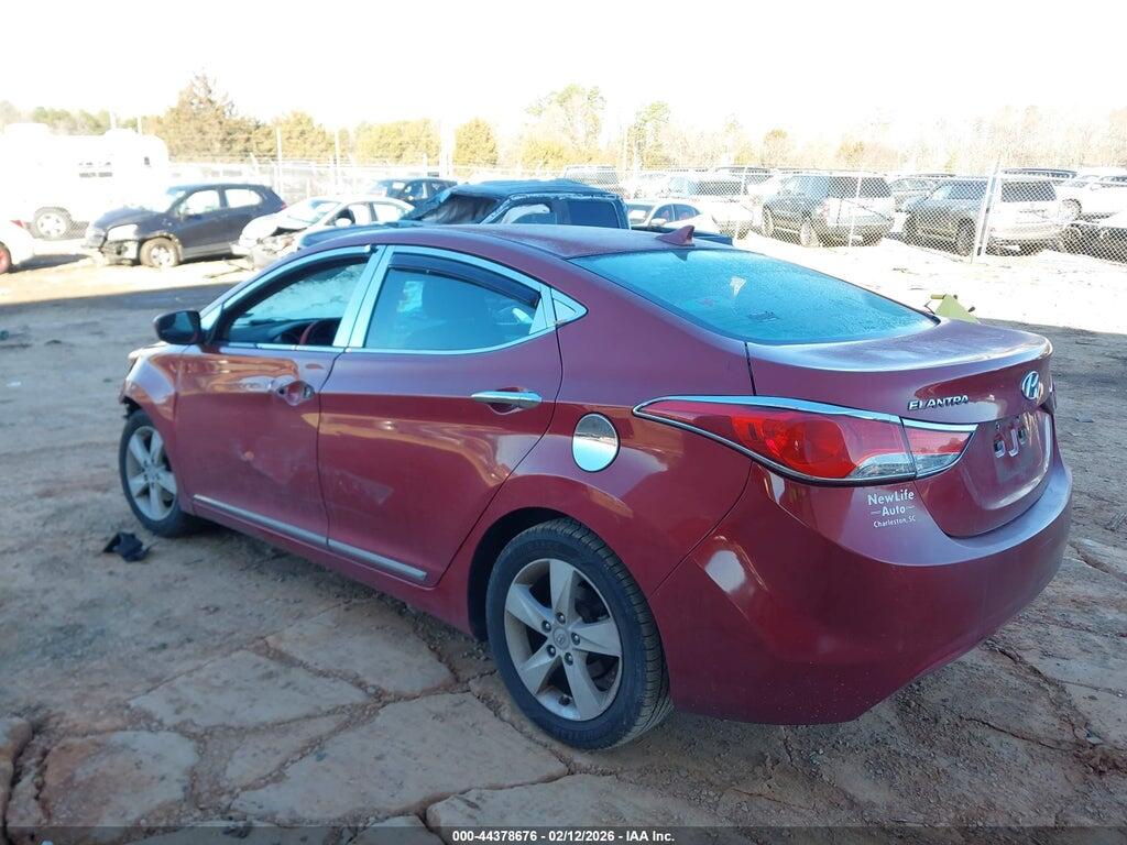 KMHDH4AE6DU495570 2013 HYUNDAI ELANTRA photo no. 3